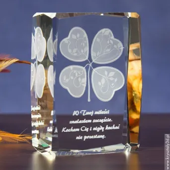 Statuetka szklana Koniczynka Miłości 3D